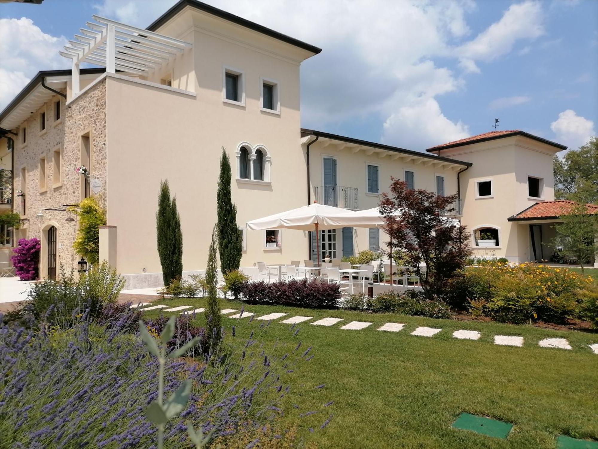 Relais Ca' Morenica Valeggio sul Mincio Exterior photo